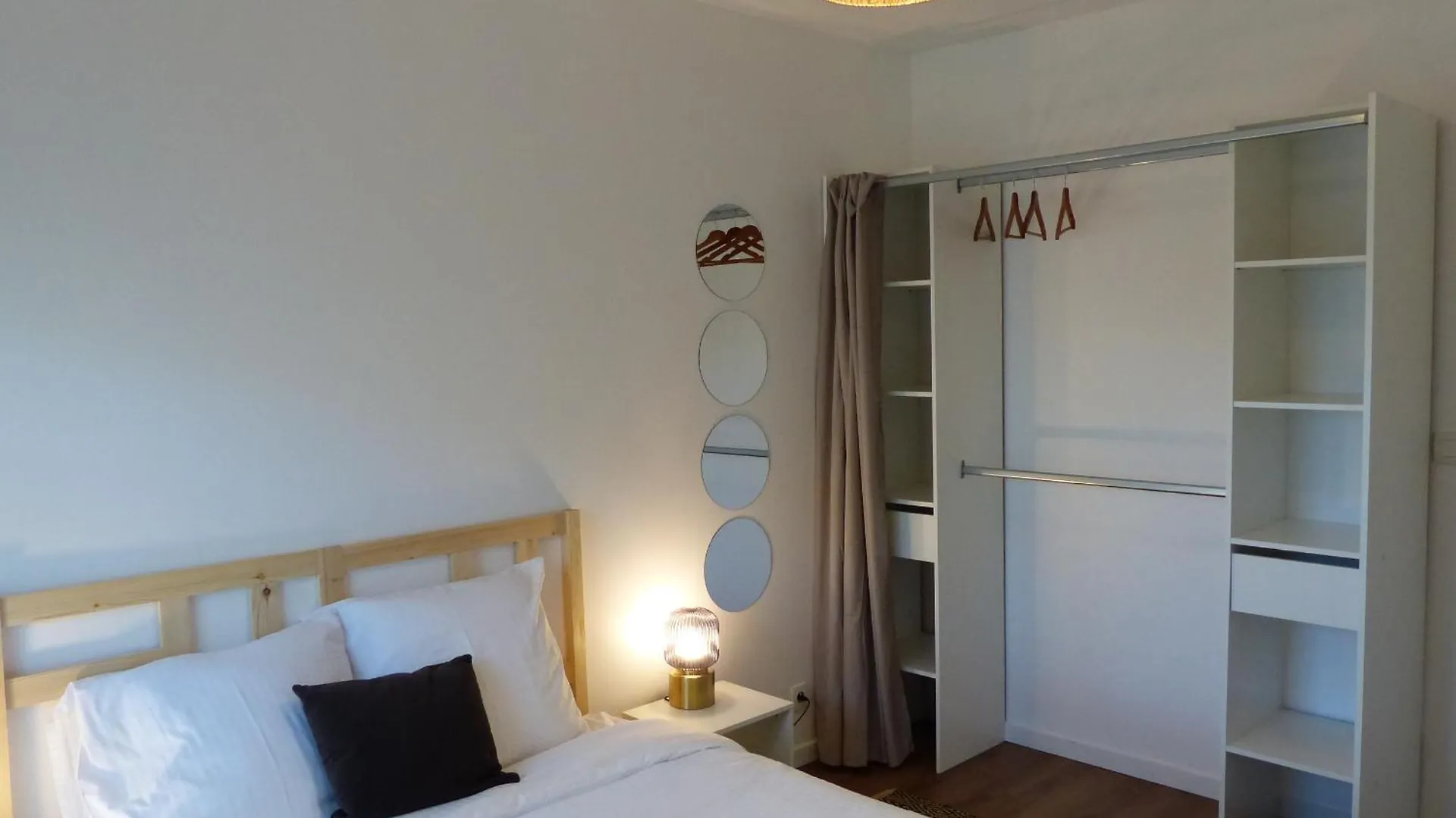 Daire Appartement Saint Maurice Avec Parking Lille Fransa